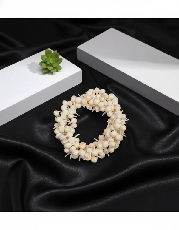 White_One_Meter_Gajra_for_Wedding_Hair_Accessory_for_Women