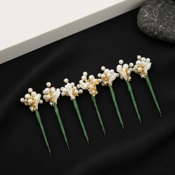 White_&_Golden_Plastic_Premium_&_Elegant_Pearl_&_Gold_Floral_Hair_Pins_Set_For_Women_&_Girls_(Pack_Of_8)
