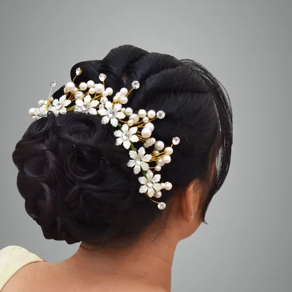 White_Plastic_Premium_&_Elegant_Pearl_Artificial_Flowers_Bridal_Hair_Accessory_For_Women_&_Girls