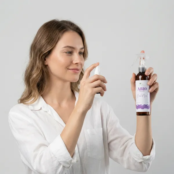 Orchid_Veil_Water,_Fragrance,_Solubilizer,_Preservatives,_Stabilizers_Premium_Airo_Room_Mist_For_Unisex
