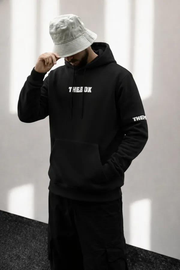 Black_hoodie