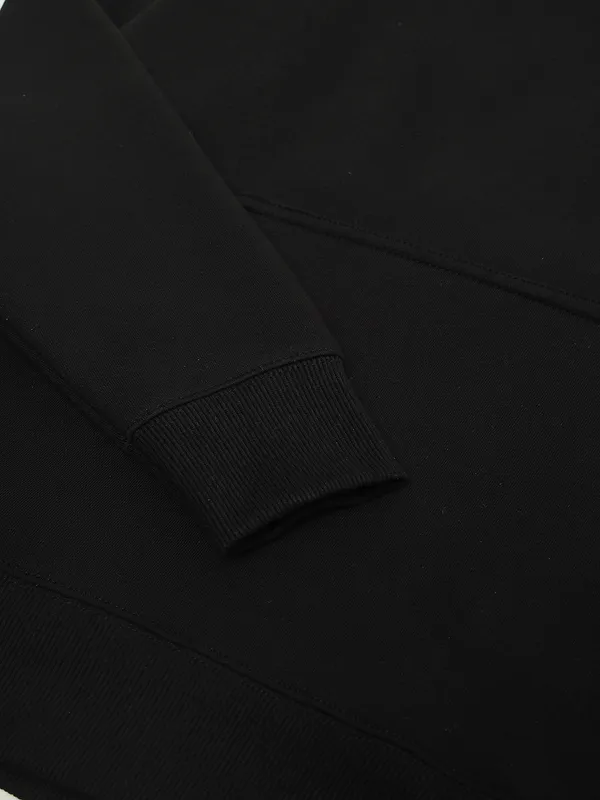 Black_hoodie