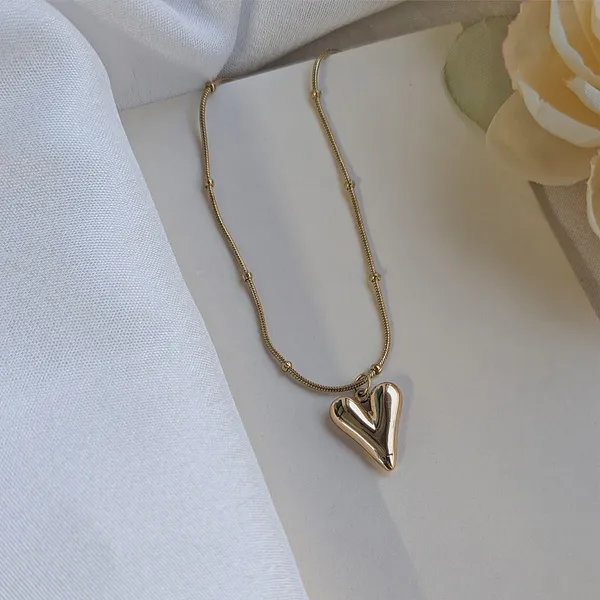 Anti_Tarnish_Heart_Shaped_Love_Pendant
