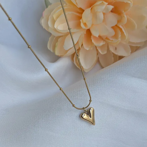 Anti_Tarnish_Heart_Shaped_Love_Pendant