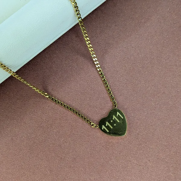 Minimal_Anti-Tarnish_11:11_Heart_Charm_Pendant
