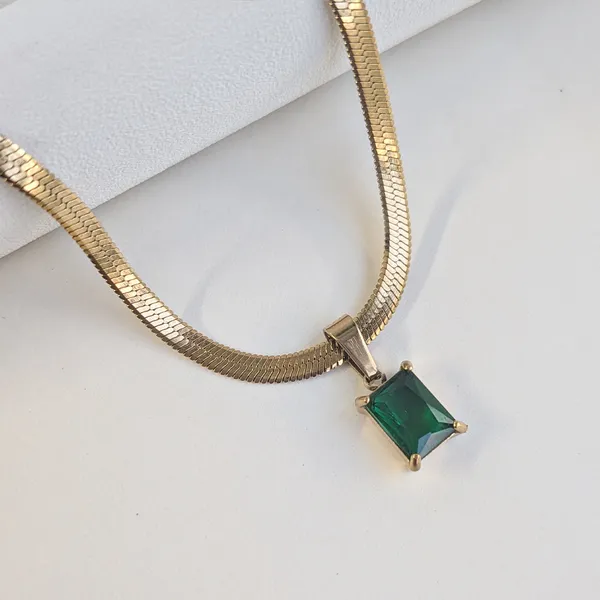 Gold_Tone_Snake_Chain_with_Gem_Stone_Pendant_For_Women
