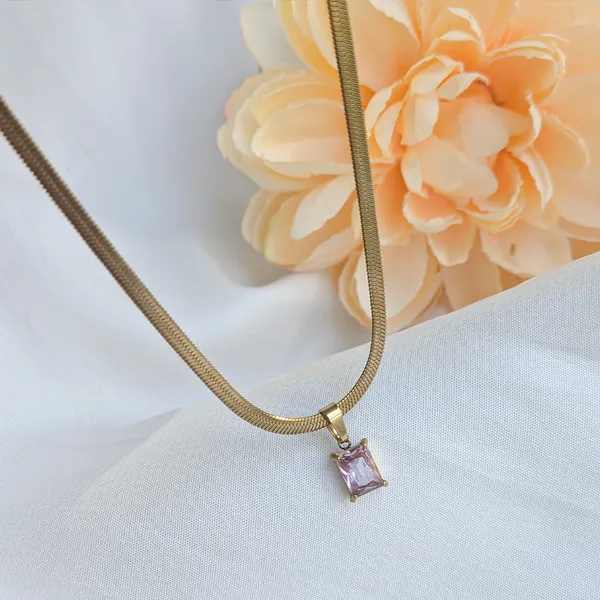 Gold_Tone_Snake_Chain_with_Gem_Stone_Pendant_For_Women