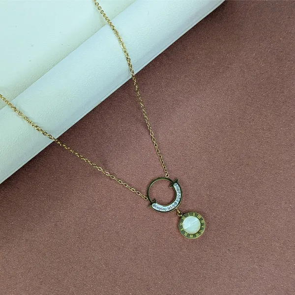 Elegant_Anti-Tarnish_Mother_of_Pearl_Circle_Charm_Pendant