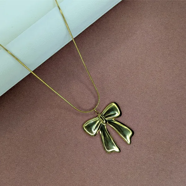 Anti-Tarnish_Stylish_Bow_Tie_Knot_Pendant