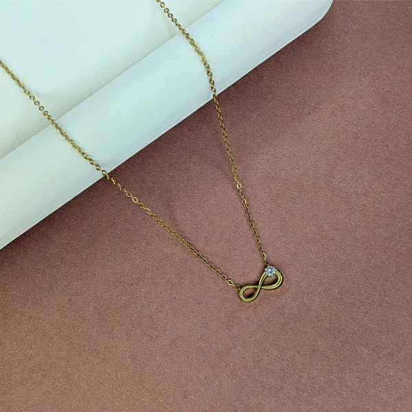 Infinity_Pendant_with_Stone