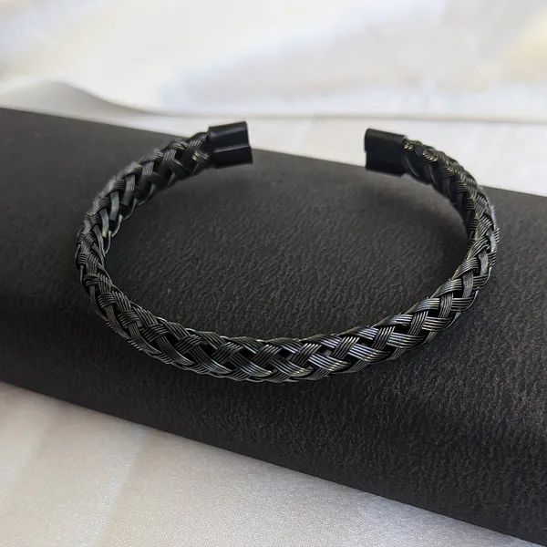 Stylish_Braided_Stainless_Steel_Bracelet_for_Men