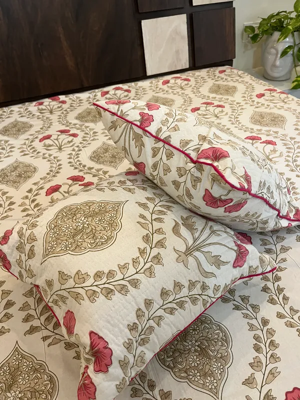 Multicolor_Anokhi_Double_Bed_Sheet_With_Pillows