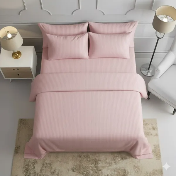 Baby_Pink_Double_Bed_Sheet_With_Pillows
