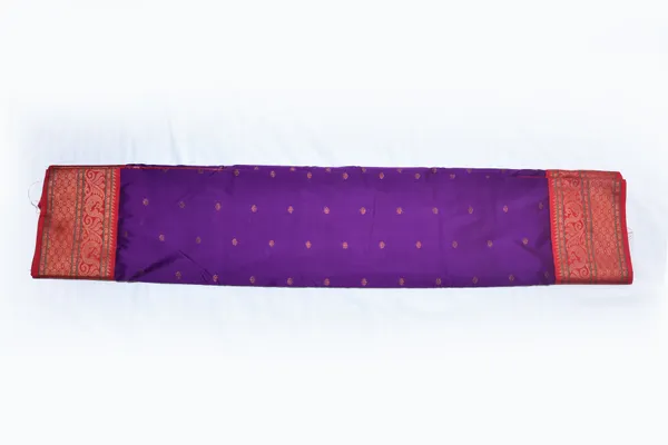 Adhiti_Varnika_Wine_Kadiyal_Cotton_Silk_Saree