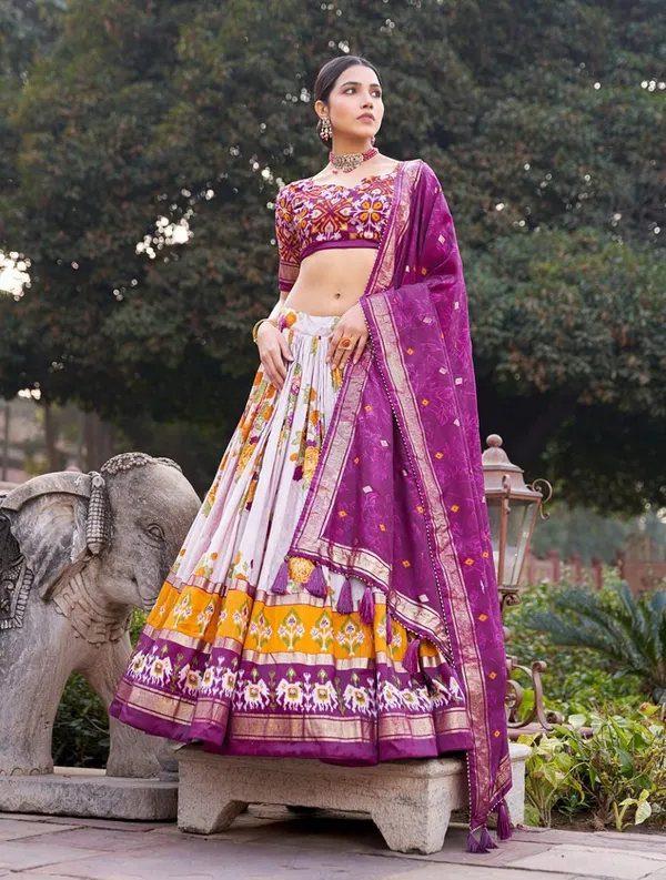 Exquisite_Floral_Fantasy:_Tusser_Silk_Lehenga_Choli_with_Intricate_Print_and_Dupatta_🩷💛