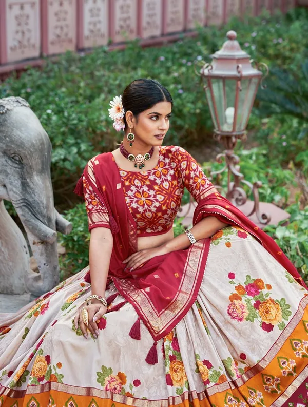 Exquisite_Floral_Fantasy:_Tusser_Silk_Lehenga_Choli_with_Intricate_Print_and_Dupatta_🩷💛
