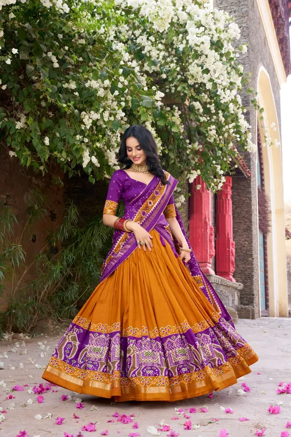 Infuse_Your_Wardrobe_with_Southern_Grace—Tussar_Silk_Kalamkari_Print_Lehenga_Choli_Featuring_a_Sophisticated_Foil_Work_Border