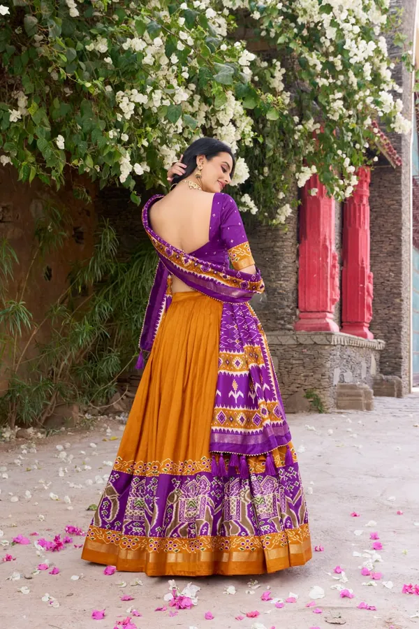 Infuse_Your_Wardrobe_with_Southern_Grace—Tussar_Silk_Kalamkari_Print_Lehenga_Choli_Featuring_a_Sophisticated_Foil_Work_Border