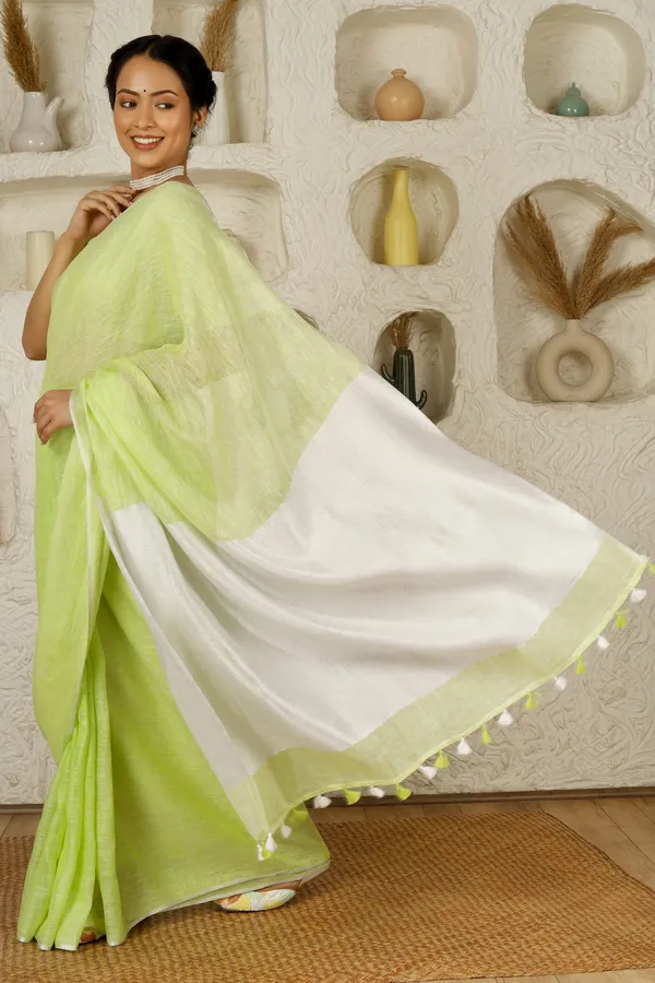 Green_Pure_Linen_Premium_&_Elegant_Saree_For_Women_(With_Blouse_Piece)