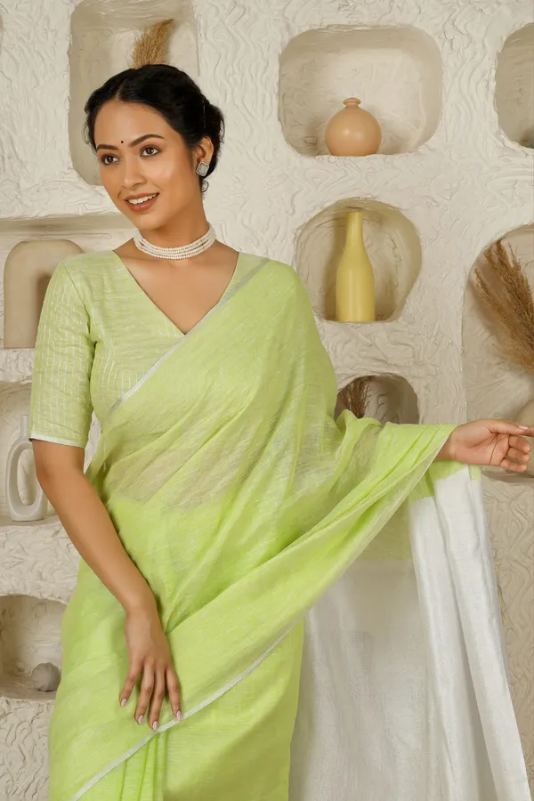 Green_Pure_Linen_Premium_&_Elegant_Saree_For_Women_(With_Blouse_Piece)