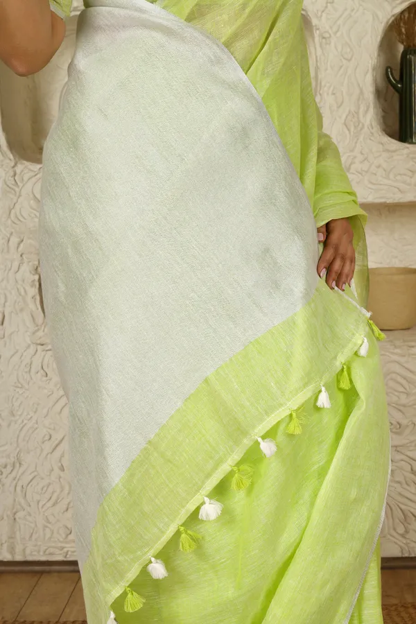 Green_Pure_Linen_Premium_&_Elegant_Saree_For_Women_(With_Blouse_Piece)