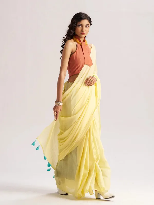 Vanilla_Bloom_Mulmul_Cotton_Saree