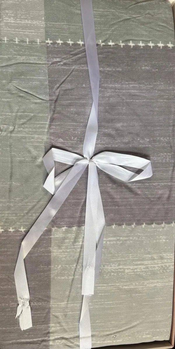 Beige_&_Green_Floral_Pattern_Cotton_Double_Bedsheet_With_Pillow_Cover