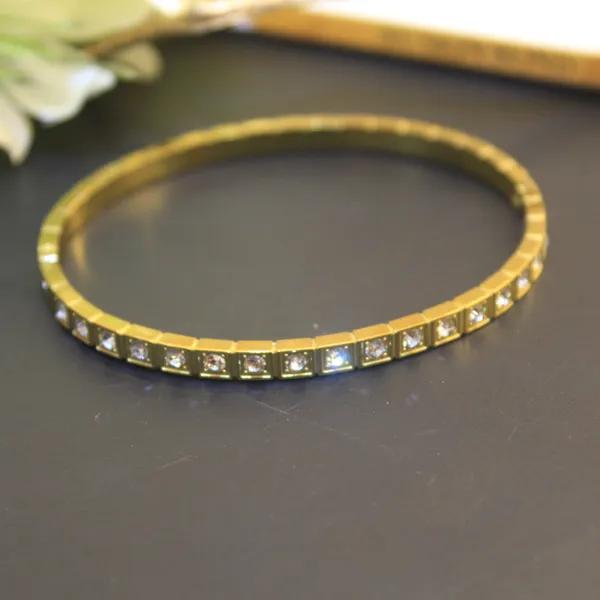 Premium_Gold_Plated_Bracelet_for_Women
