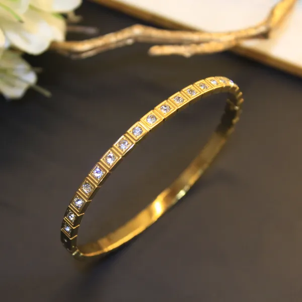 Premium_Gold_Plated_Bracelet_for_Women