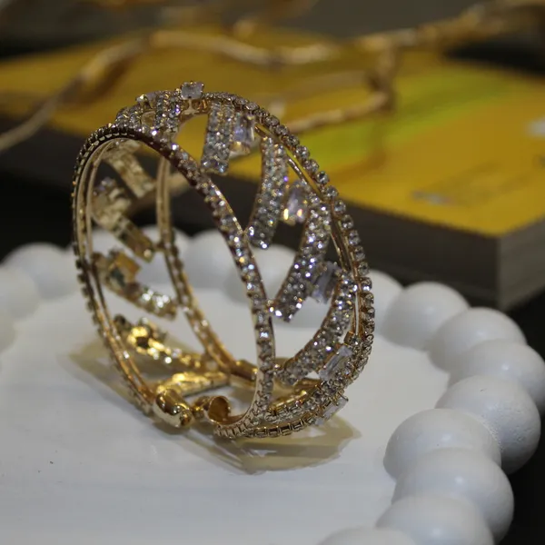 Golden_&_White_Premium_Alloy_Bracelets_For_Women