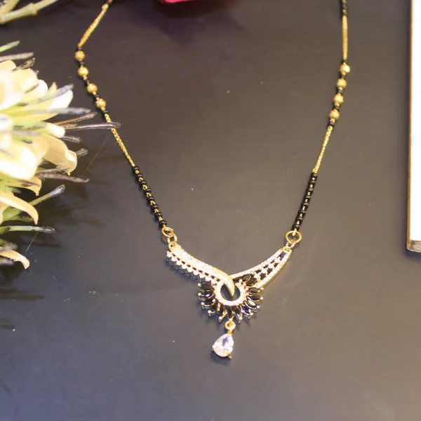 Glimsy_Gold_Plated_Anti_Tarnish_Nooriva_Statement_Mangalsutra