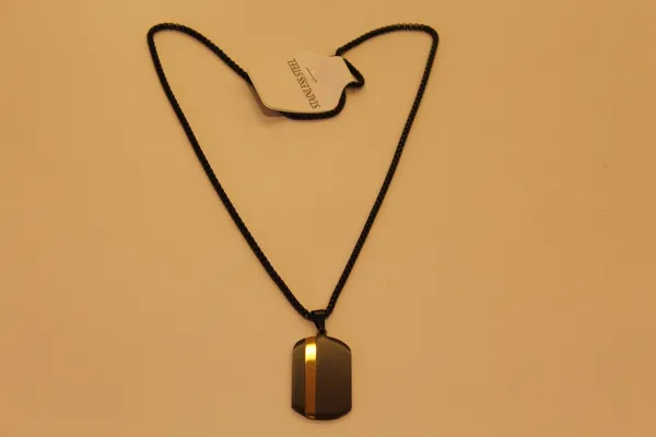 Stylish_Stainless_Steel_Chain_For_Men