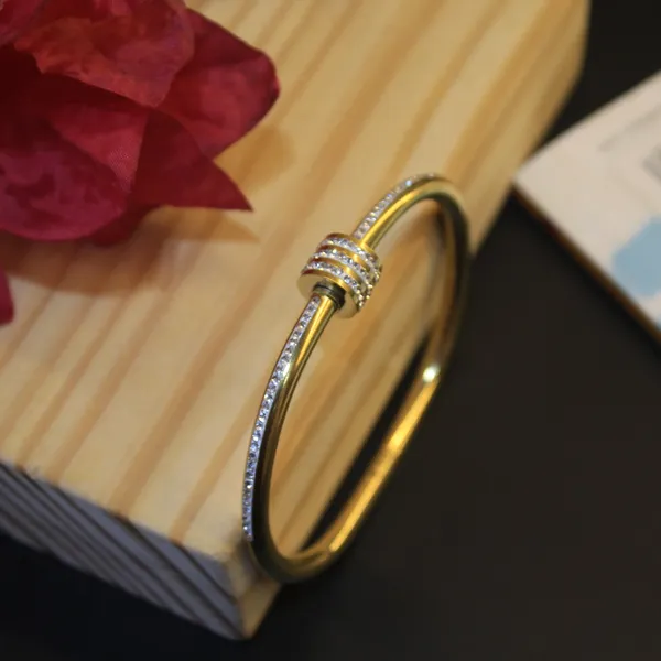 Gold_Plated_Anti_Tarnish_Ring_Bracelet_for_Women