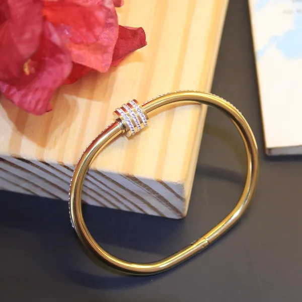 Gold_Plated_Anti_Tarnish_Ring_Bracelet_for_Women