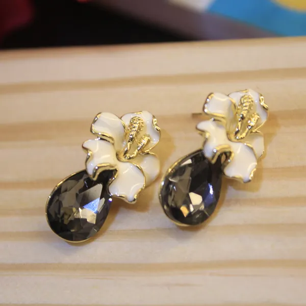 Alloy_Stylish_Korean_Earing_For_Women