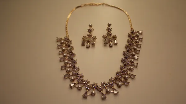 American_Diamond_Necklace_Set_For_Women