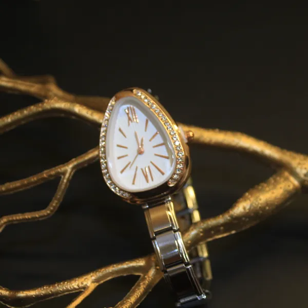 Glimsy_Ivory_Halo_Bracelet_Watch