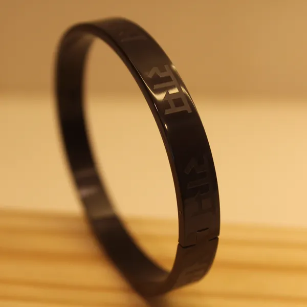 Stylish_Alloy_Bracelet_For_Men