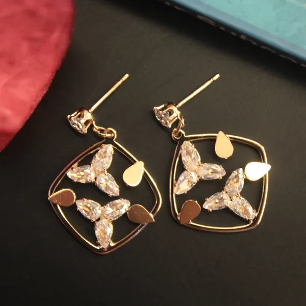 Alloy_Stylish_Western_Earing_For_Women