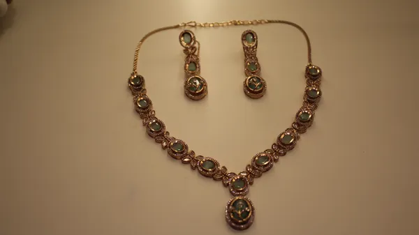 American_Diamond_Necklace_Set_For_Women