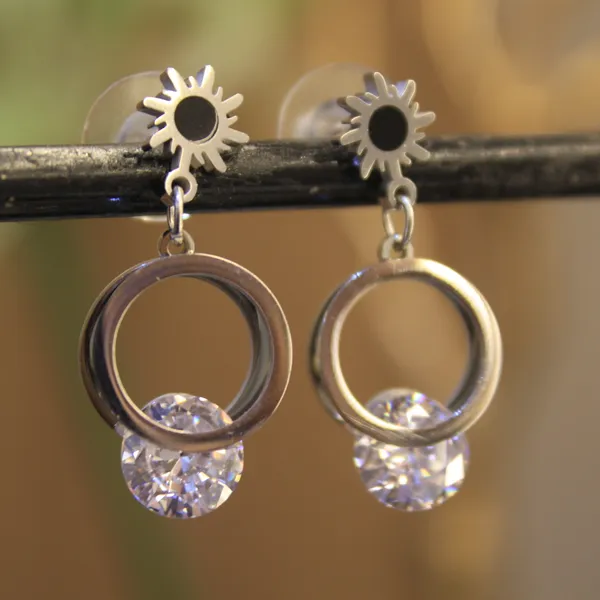 Alloy_Stylish_Western_Earing_For_Women