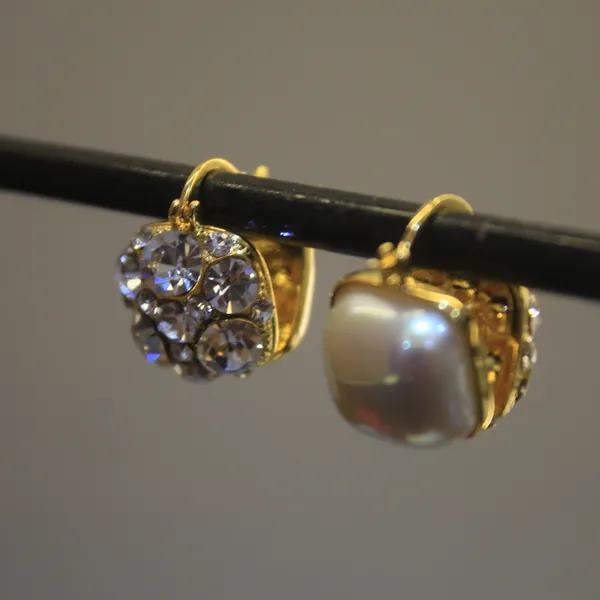 Alloy_Stylish_Korean_Earing_For_Women