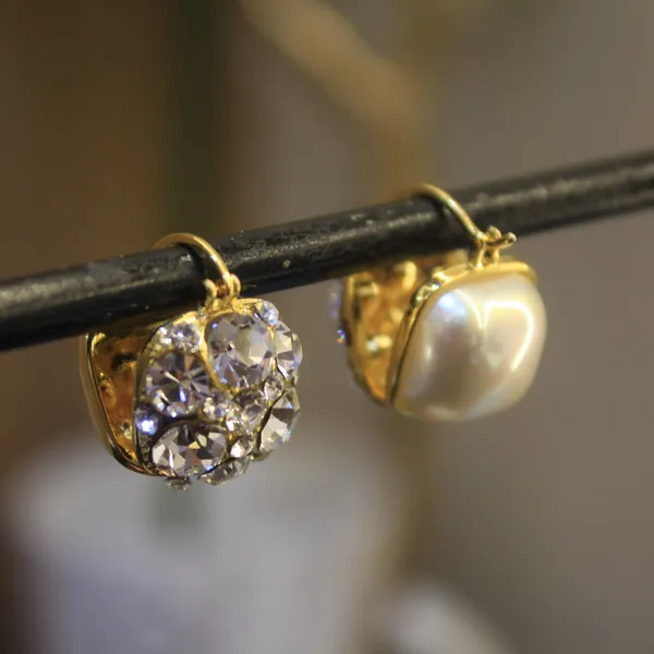 Alloy_Stylish_Korean_Earing_For_Women