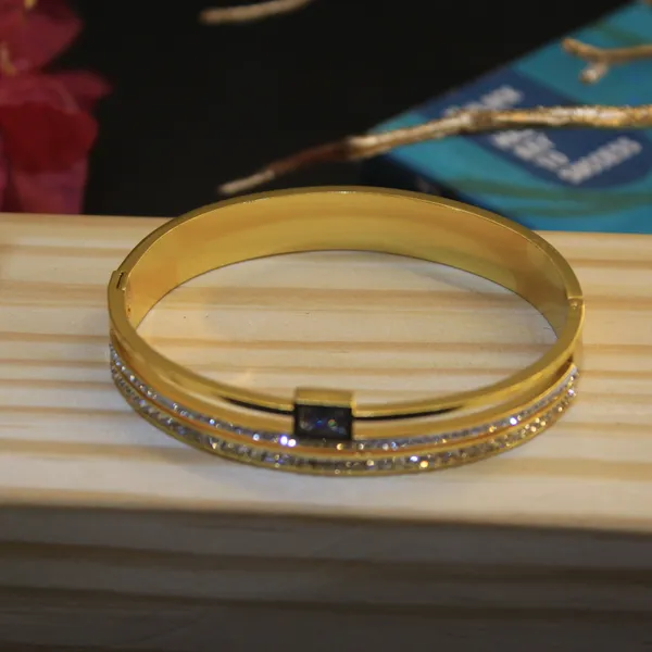 Gold_Plated_Anti_Tarnish_Cubic_Zirconia_Bracelet_Bangle_|_Pack_of__1