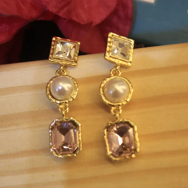 Alloy_Stylish_Korean_Earing_For_Women