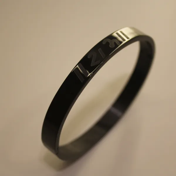 Stylish_Alloy_Bracelet_For_Men