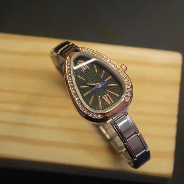 Glimsy_Obsidian_Halo_Bracelet_Watch