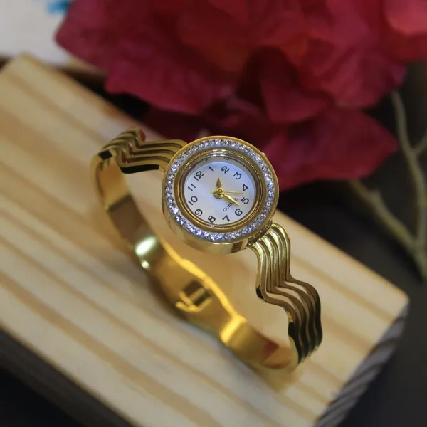 Glimsy_Women_Bracelet_Watch