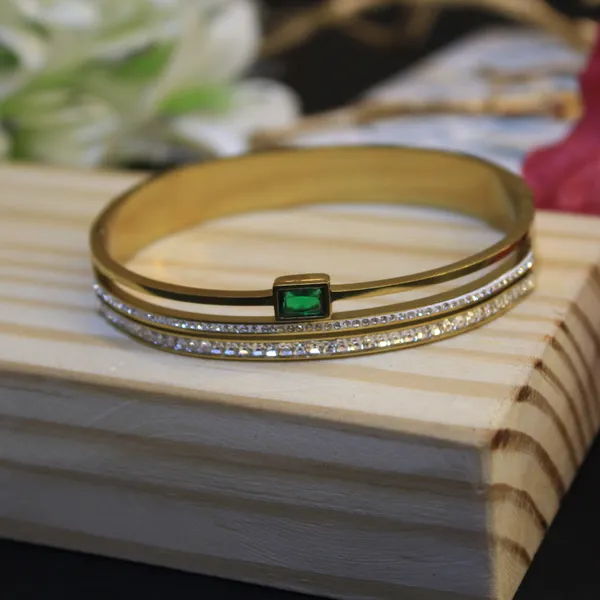 Gold_Plated_Anti_Tarnish_Cubic_Zirconia_Emerald_toned_Bracelet_for_Women_|_Pack_of__1