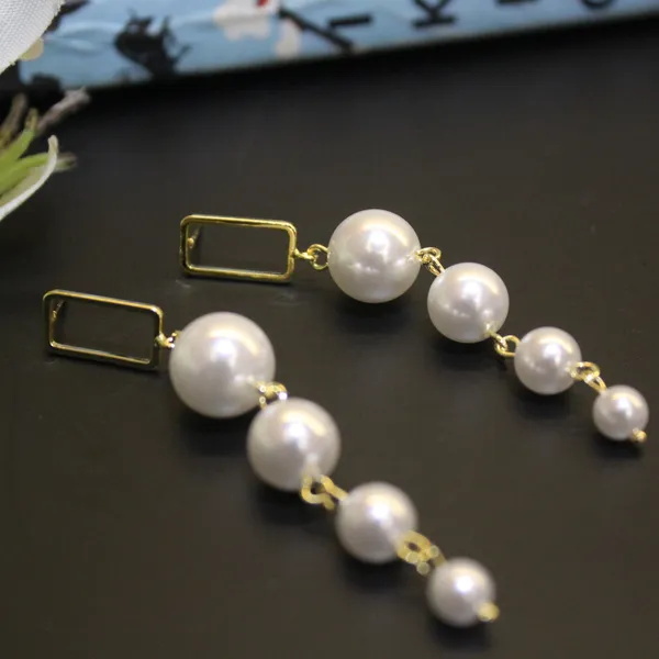 Alloy_Stylish_Korean_Earing_For_Women
